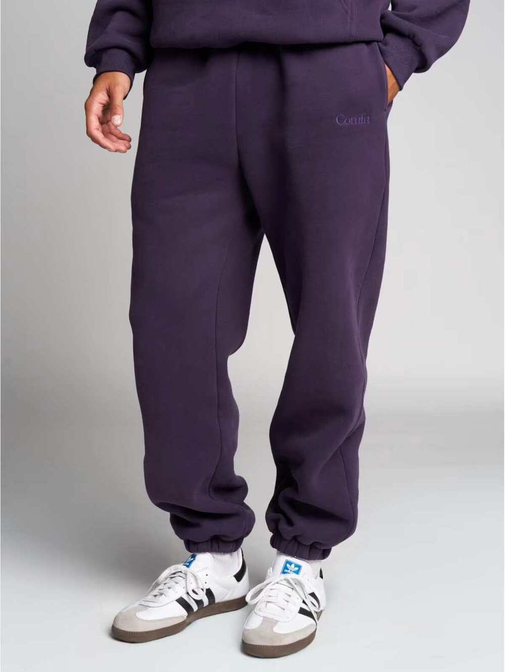 COMFRT NWOT Signature Cuffed Leg Sweatpants Plum Size [M] - Picture 3 of 3